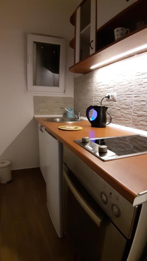 Azzurro Studio Apartment Belgrado Exterior foto
